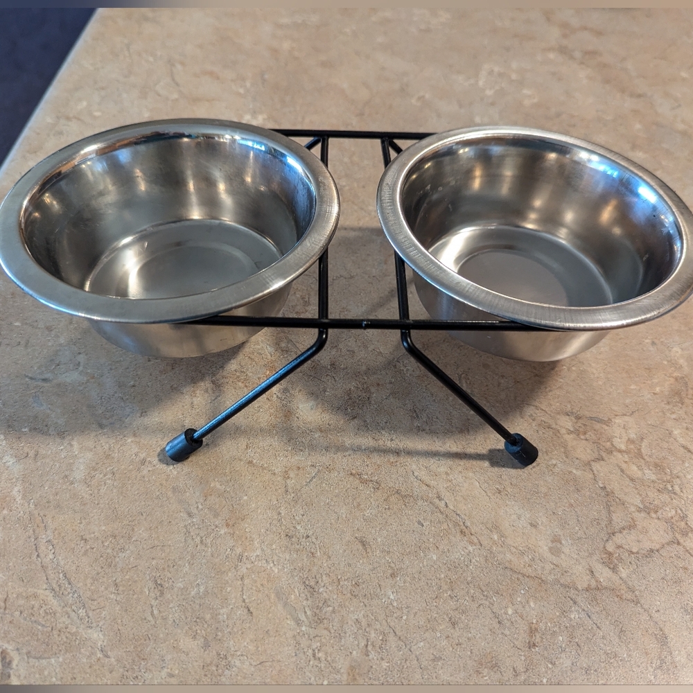 Lot For Dog - Picture 6 of 12
